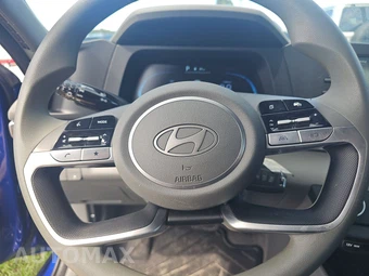 2026 Hyundai Elantra SE - miniatura 10