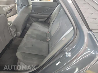 2026 Hyundai Elantra SE - miniatura 13