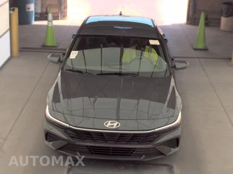 2026 Hyundai Elantra SE - miniatura 2