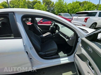 2026 Hyundai Elantra SE - miniatura 15