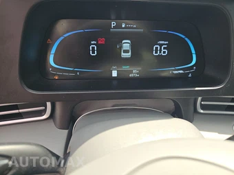 2026 Hyundai Elantra SEL Sport - miniatura 12