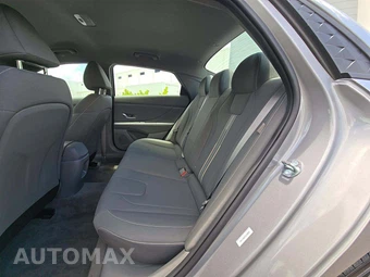 2026 Hyundai Elantra SEL Sport - miniatura 10