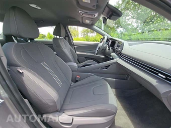 2026 Hyundai Elantra SEL Sport - miniatura 15