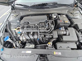 2026 Hyundai Elantra SEL Sport - miniatura 22