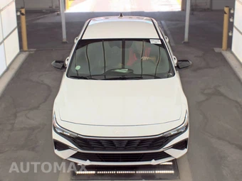 2026 Hyundai Elantra SEL Sport - miniatura 2