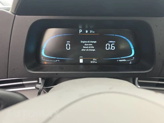 2026 Hyundai Elantra SEL Sport - miniatura 12