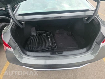 2026 Hyundai Elantra SEL Sport - miniatura 16