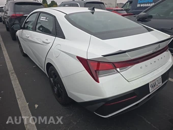 2026 Hyundai Elantra SEL Sport - miniatura 6