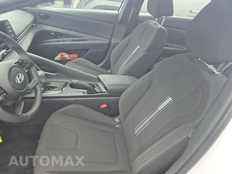 2026 Hyundai Elantra SEL Sport - miniatura 7