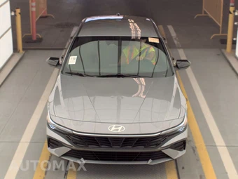 2026 Hyundai Elantra SEL Sport - miniatura 2