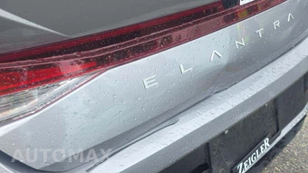 2026 Hyundai Elantra SEL Sport - miniatura 23