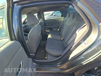 2026 Hyundai Elantra SEL Sport - miniatura 19