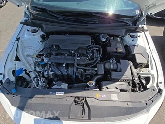 2026 Hyundai Elantra SEL Sport - miniatura 16