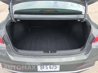 2026 Hyundai Elantra SEL Sport - miniatura 11
