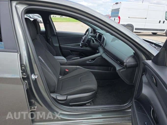 2026 Hyundai Elantra SEL Sport - miniatura 15