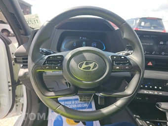 2026 Hyundai Elantra SEL Sport - miniatura 10