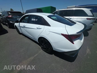 2026 Hyundai Elantra SEL Sport - miniatura 6