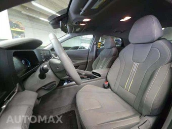 2026 Hyundai Elantra SEL Sport - miniatura 7