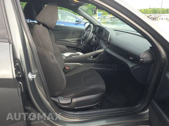 2026 Hyundai Elantra SEL Sport - miniatura 8