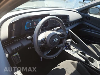2026 Hyundai Elantra SEL Sport - miniatura 10