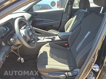 2026 Hyundai Elantra SEL Sport - miniatura 7