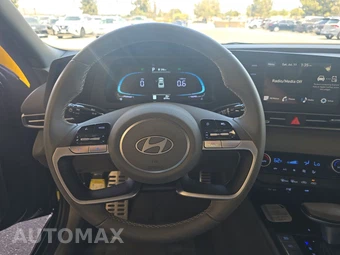 2026 Hyundai Elantra SEL Sport - miniatura 10