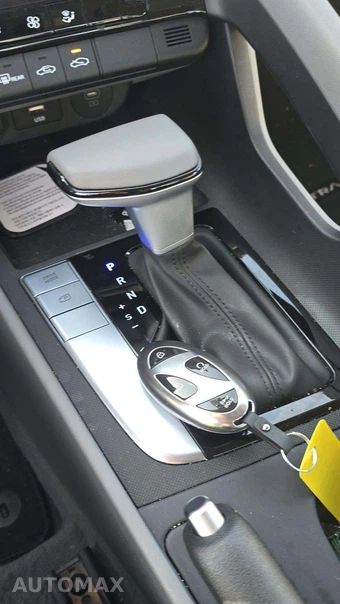 2026 Hyundai Elantra SEL Sport - miniatura 18