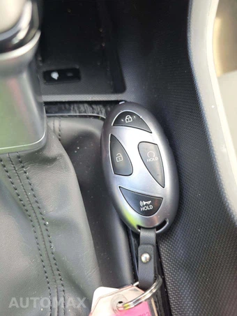 2026 Hyundai Elantra SEL Sport - miniatura 5
