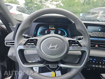 2026 Hyundai Elantra SEL Sport - miniatura 10