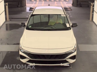 2026 Hyundai Elantra SEL Sport - miniatura 2