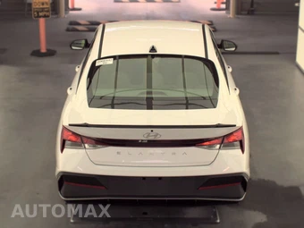 2026 Hyundai Elantra SEL Sport - miniatura 6