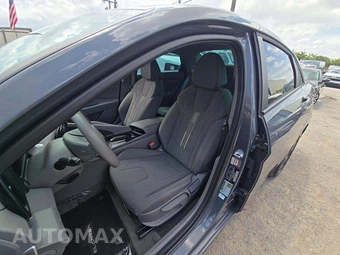 2026 Hyundai Elantra SEL Sport - miniatura 3