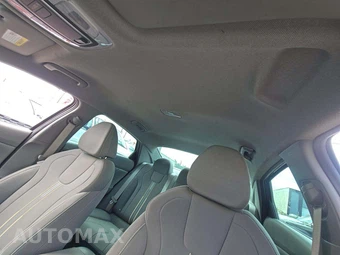 2026 Hyundai Elantra SEL Sport - miniatura 8