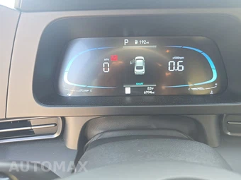 2026 Hyundai Elantra SEL Sport - miniatura 12