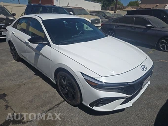 2026 Hyundai Elantra SEL Sport - miniatura 3
