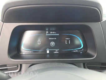 2026 Hyundai Elantra SEL Sport - miniatura 18