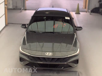 2026 Hyundai Elantra SEL Sport - miniatura 2
