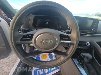 2026 Hyundai Elantra SEL Sport - miniatura 10