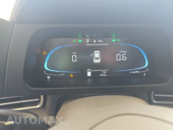 2026 Hyundai Elantra SEL Sport - miniatura 12