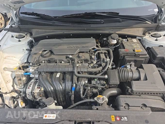 2026 Hyundai Elantra SEL Sport - miniatura 15