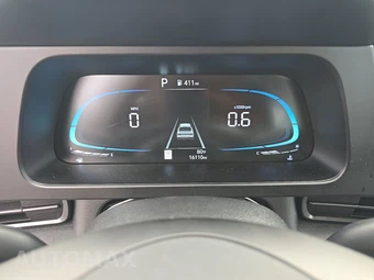 2026 Hyundai Elantra SEL Sport - miniatura 18