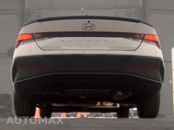 2026 Hyundai Elantra SEL Sport - miniatura 7