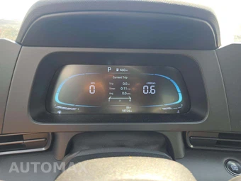 2026 Hyundai Elantra SEL Sport - miniatura 6