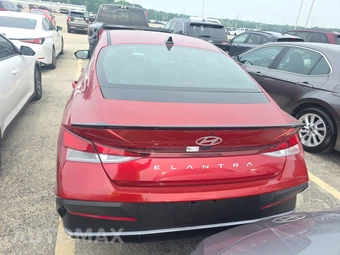 2026 Hyundai Elantra SEL Sport - miniatura 5