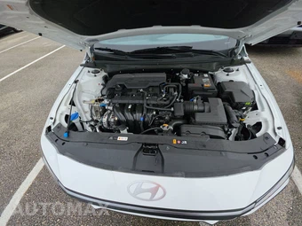 2026 Hyundai Elantra SEL Sport - miniatura 22