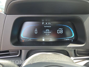 2026 Hyundai Elantra SEL Sport - miniatura 12