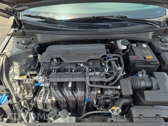 2026 Hyundai Elantra SEL Sport - miniatura 15