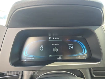 2026 Hyundai Elantra SEL Sport - miniatura 12