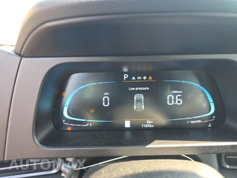 2026 Hyundai Elantra SEL Sport - miniatura 12