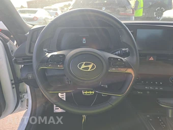 2026 Hyundai Elantra SEL Sport - miniatura 16